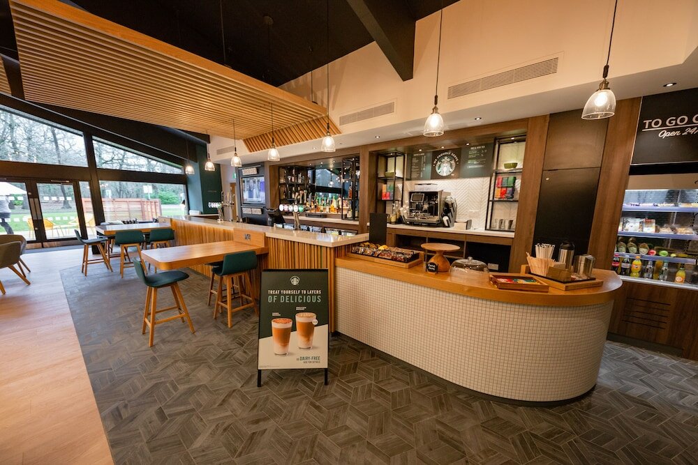 Фото Holiday Inn Newport, an Ihg Hotel