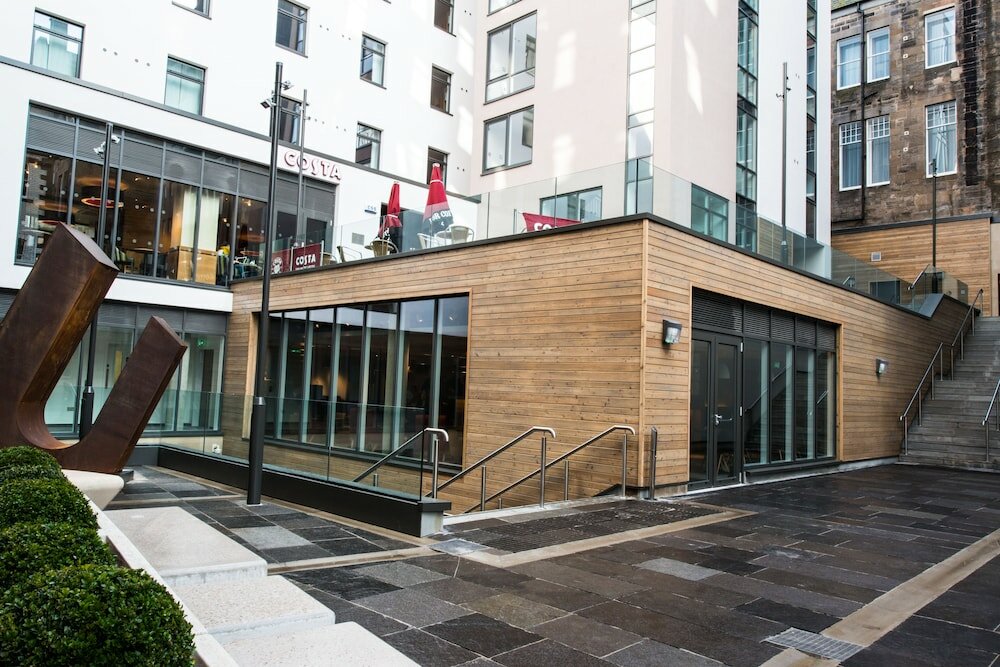 Фото ibis Edinburgh Centre South Bridge  Royal Mile