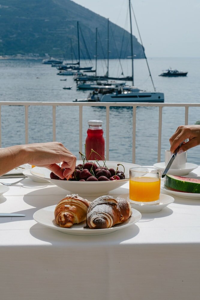 Фото Miramare Sea Resort & SPA