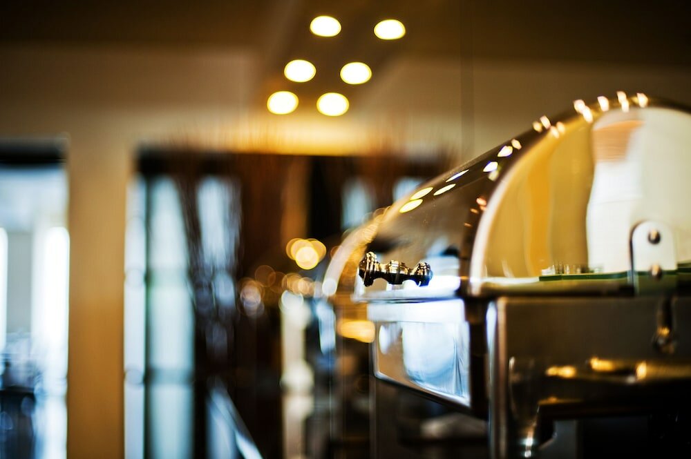 Фото Bristol Hotel Frankfurt