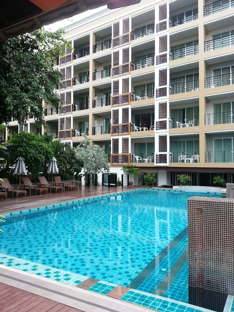 Фото отеля 2