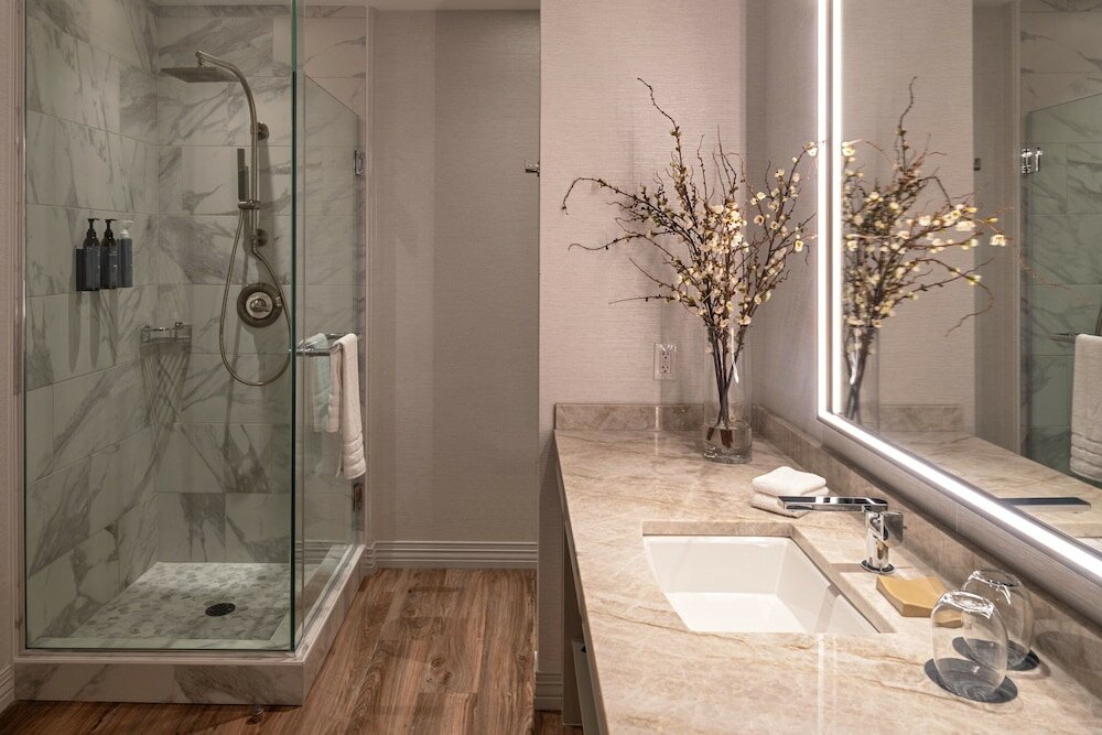 Фото The Westin Houston Downtown