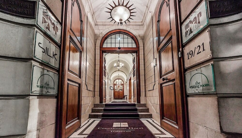 Фото Courthouse Hotel