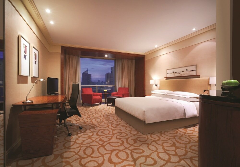 Фото New Coast Hotel Manila