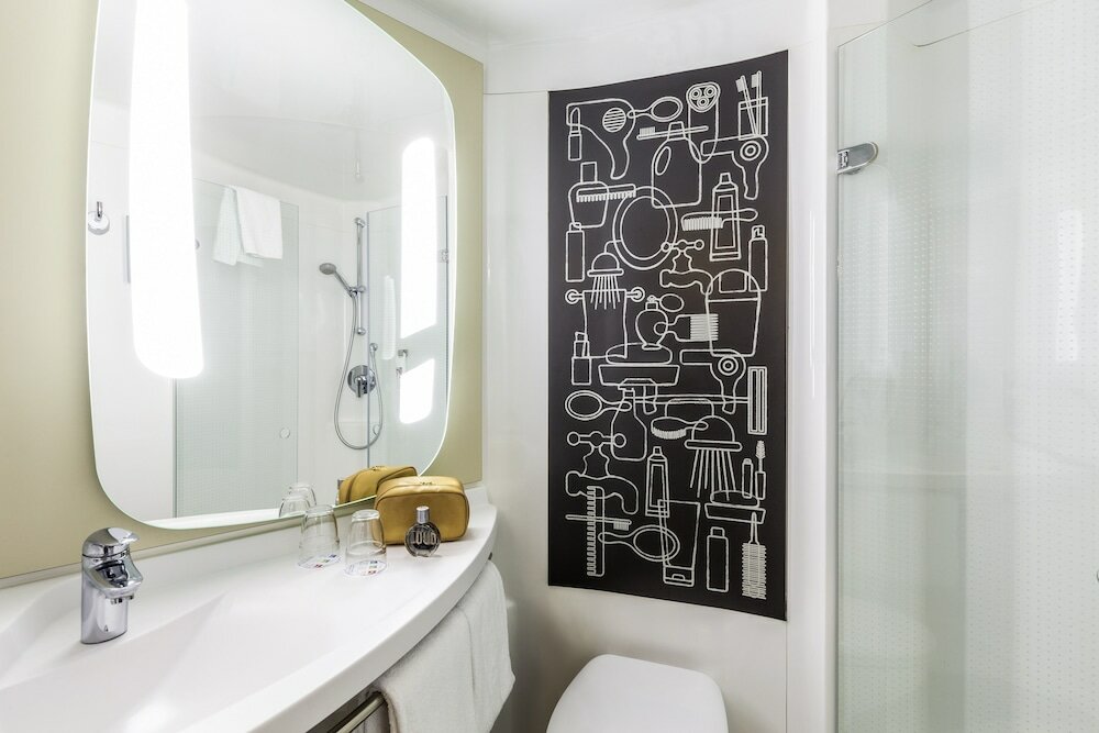 Фото ibis Lyon Caluire Cité Internationale