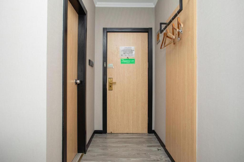 Фото GreenTree Inn Suzhou Shilu Walk Street West Ganjiang Road Shell Hotel