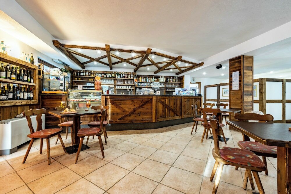 Фото Hotel Grizzly