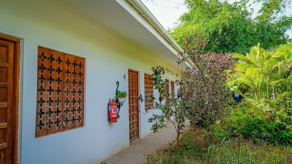 Фото Nungwi House