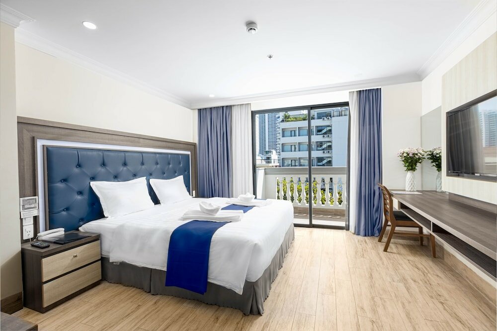 Фото Seven Seas Hotel and Apartment