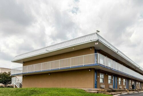 Гостиница Super 8 by Wyndham Mineral Wells в Минерал Уэллс