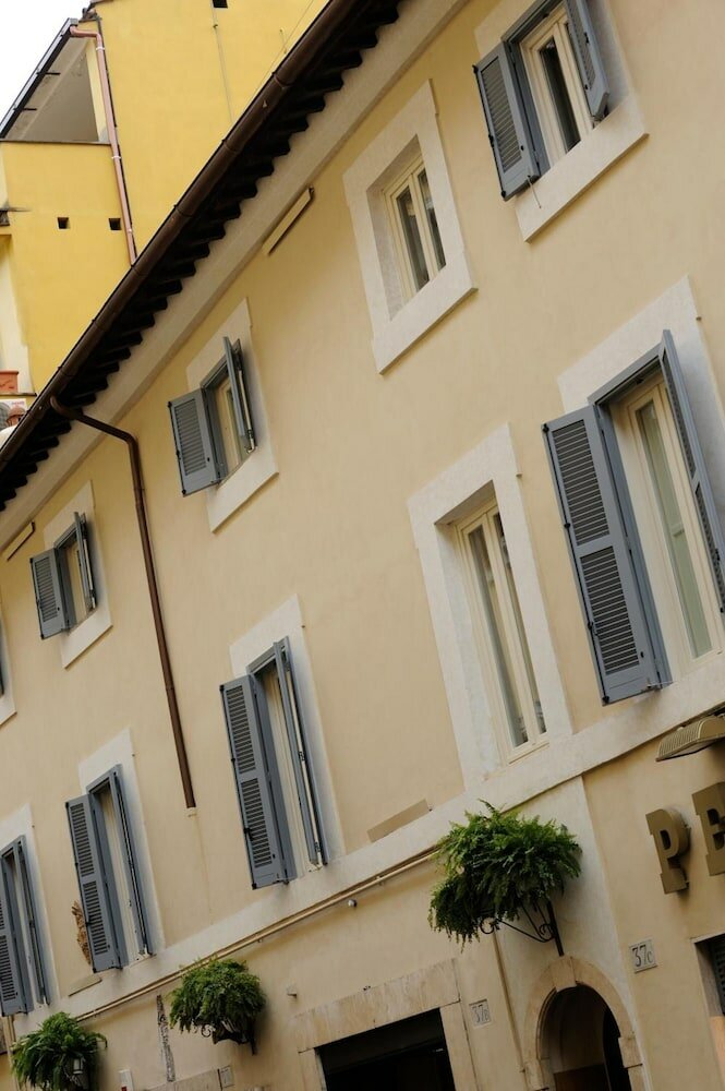 Фото Mario de' Fiori 37 Luxury Suites