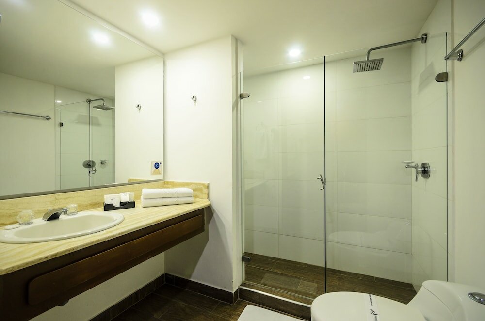 Фото Travelers Suites Condominio Plenitud