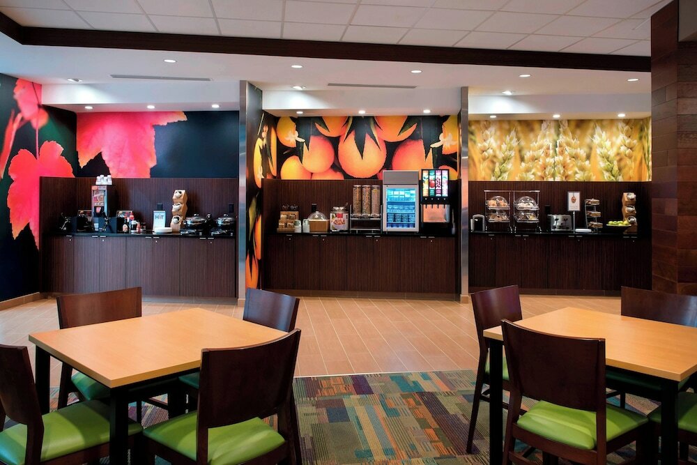 Фото Fairfield Inn & Suites by Marriott Buffalo Amherst/University