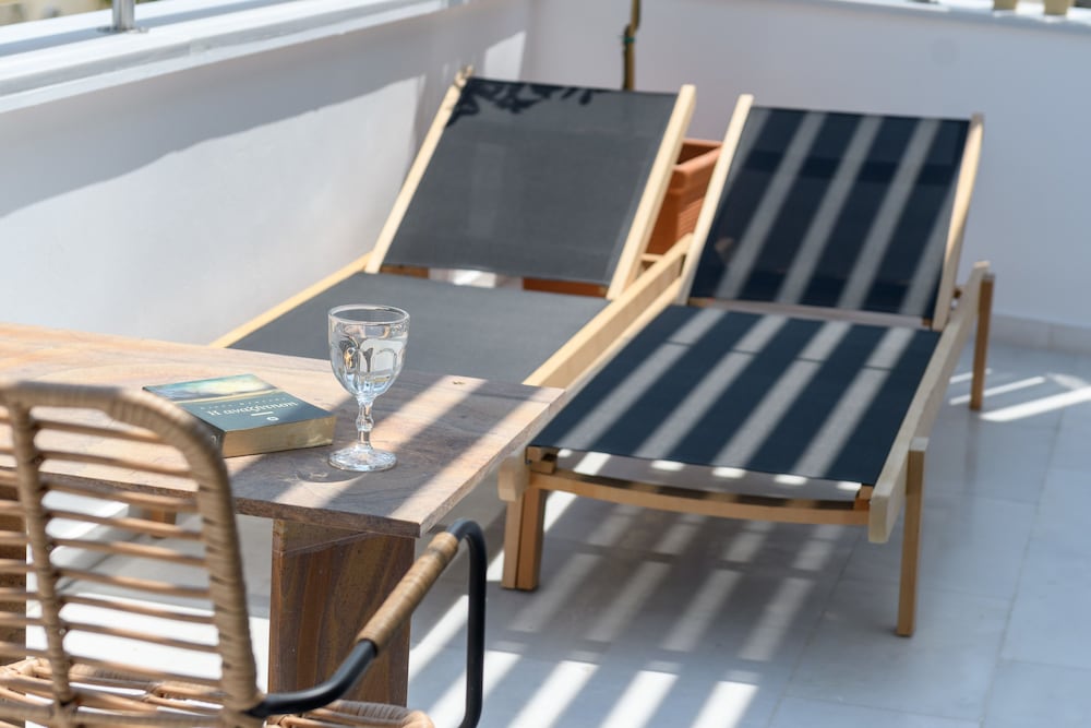 Фото Fos DownTown Suites