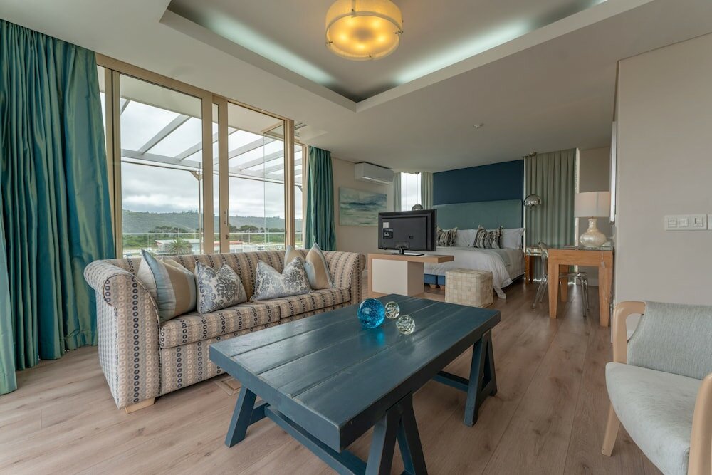 Фото Views Boutique Hotel & SPA