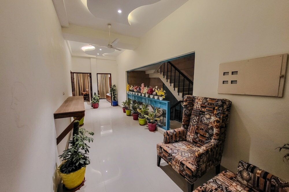 Фото Moustache Delhi