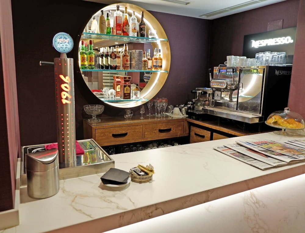 Фото Hotel Colón Plaza