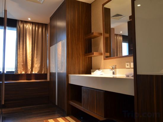 Фото Swiss-Belhotel Cirebon