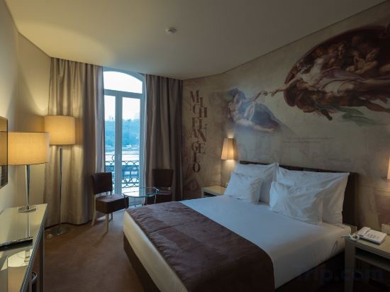 Фото Vila Galé Porto Ribeira