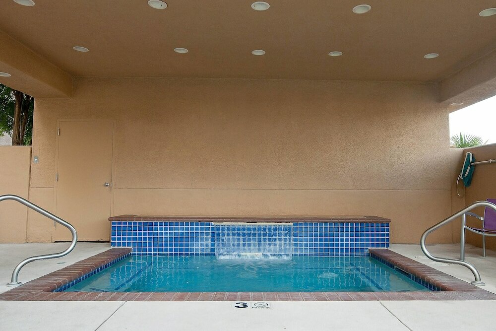 Фото Fairfield Inn by Marriott St. George