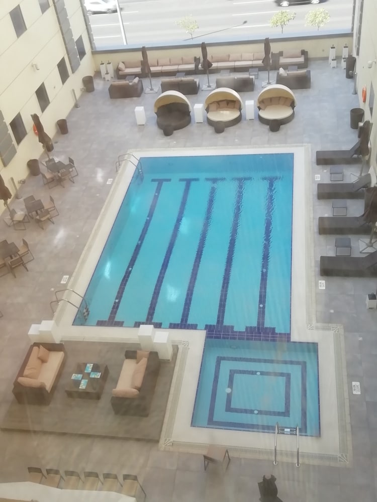 Фото Ibis Jeddah Malik Road