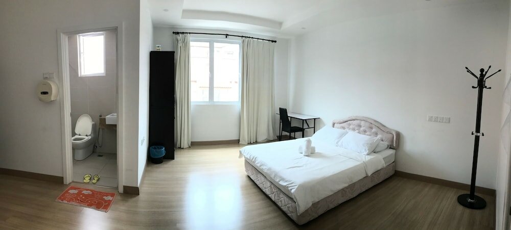 Фото Island Hostel