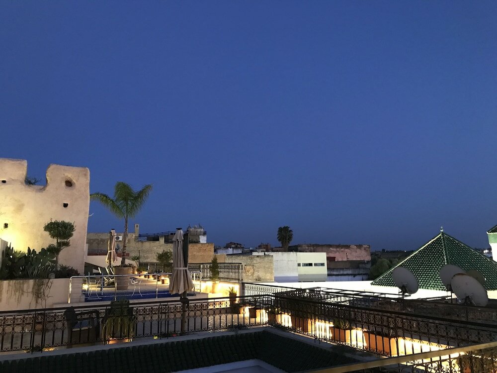 Фото Riad Zidania