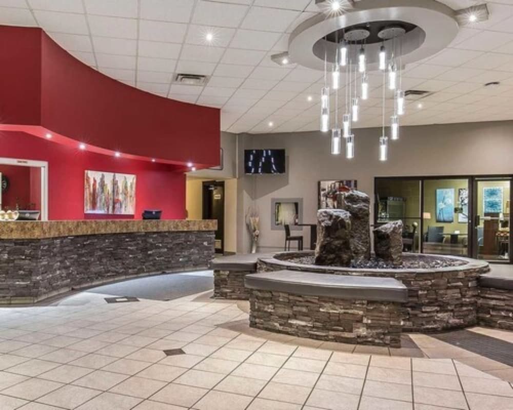 Фото Wyndham Garden Medicine Hat Conference Center