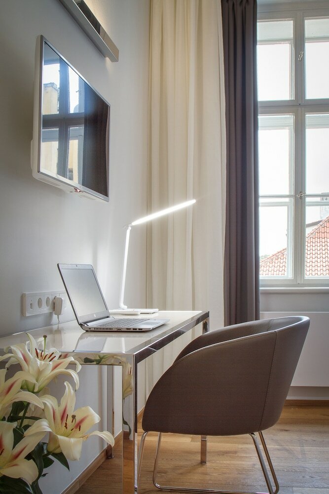 Фото Bishop's House