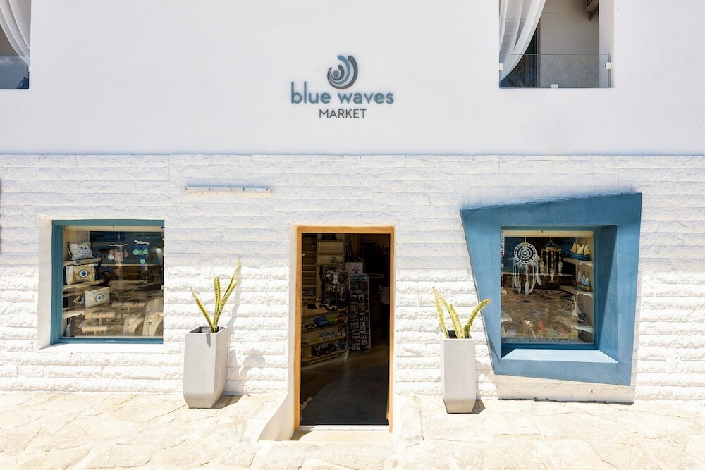 Фото Blue Waves Suites & Apartments To Kyma