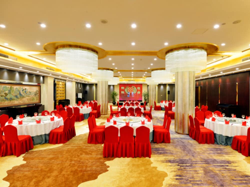 Фото Baohua Harbour View Hotel