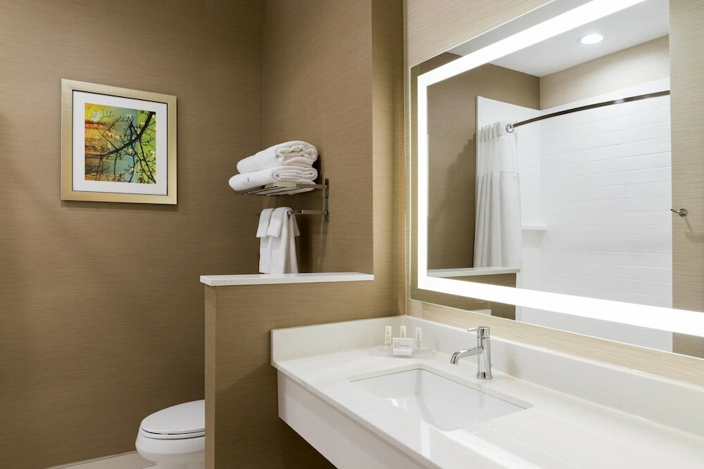 Фото Fairfield Inn & Suites by Marriott West Monroe