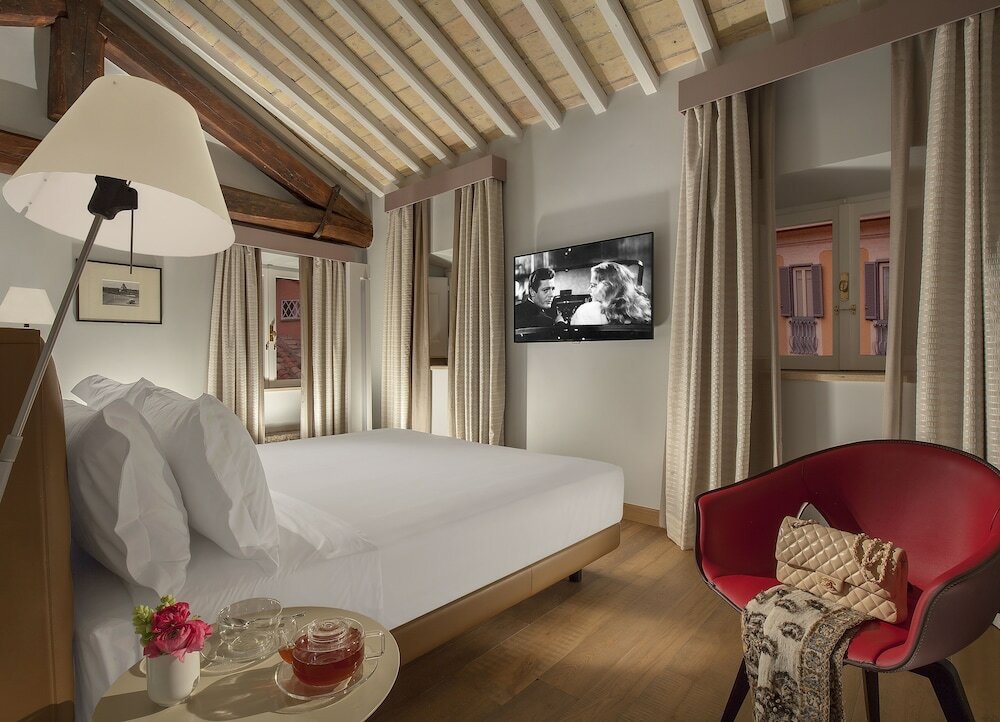 Фото Palazzo Scanderbeg