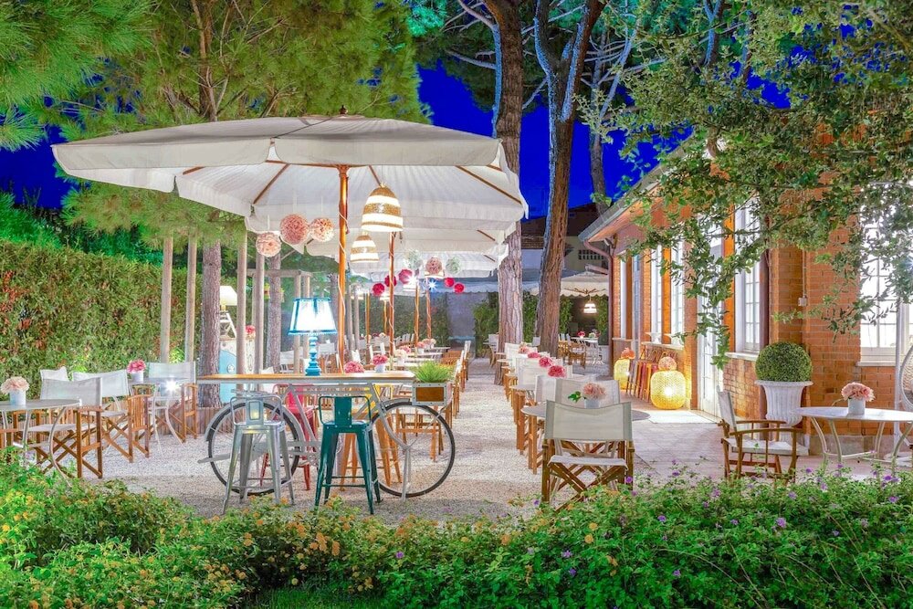 Фото Hotel La Pineta Al Mare