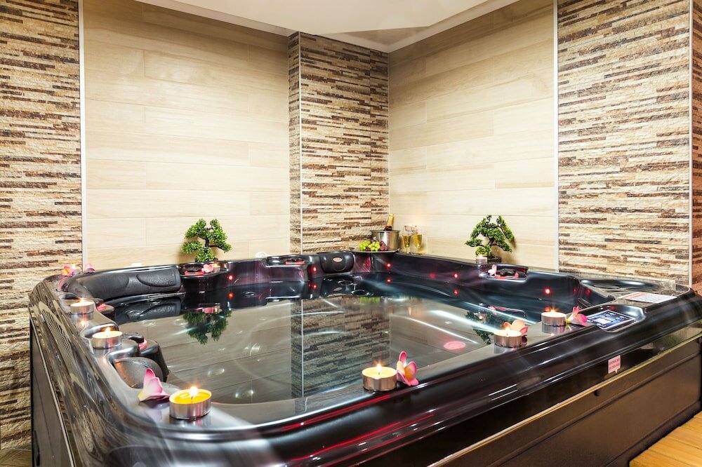 Фото Grami Hotel Sofia