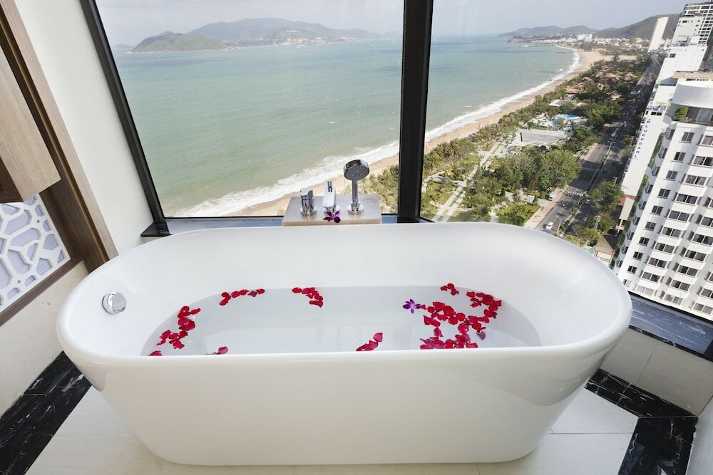 Фото Comodo Nha Trang Hotel