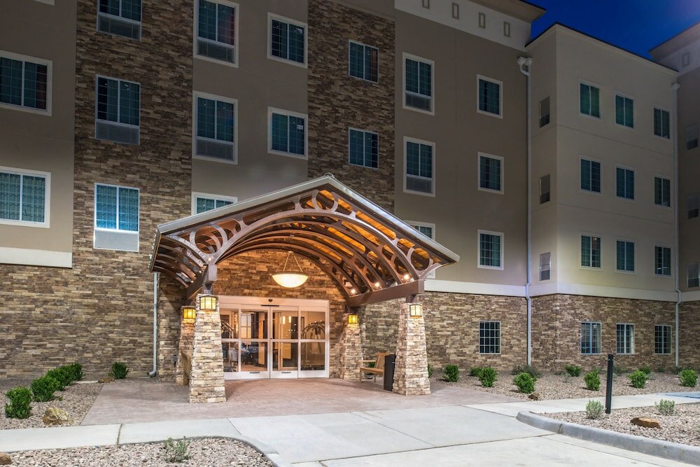 Фото Staybridge Suites Pecos, an Ihg Hotel