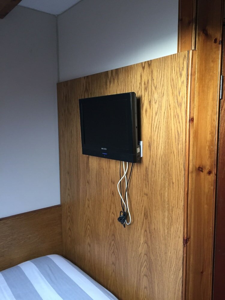 Фото Edinburghhouse Hotel