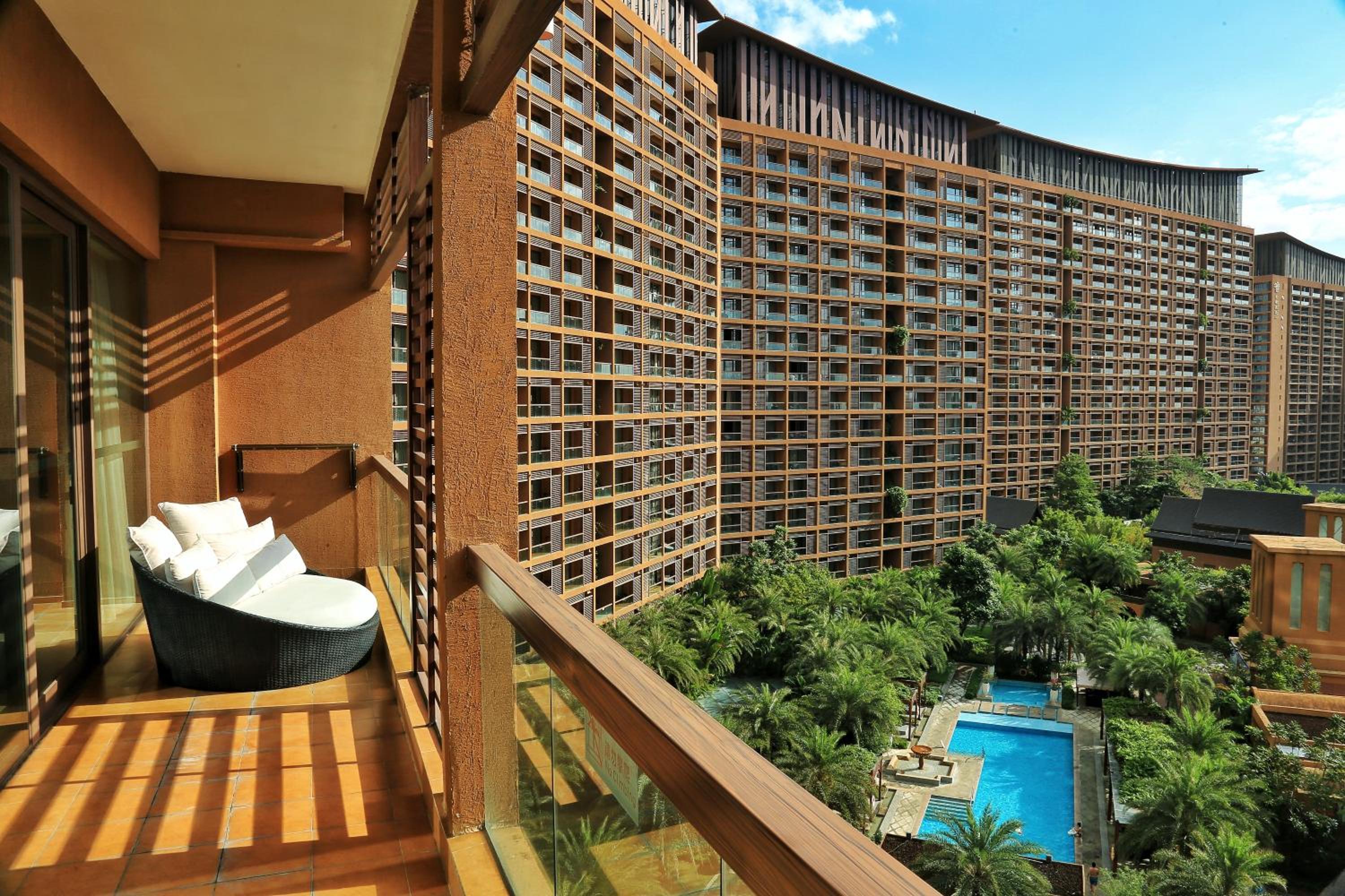 Фото Mangrove Tree Resort World Sanya Bay Kapok Tower