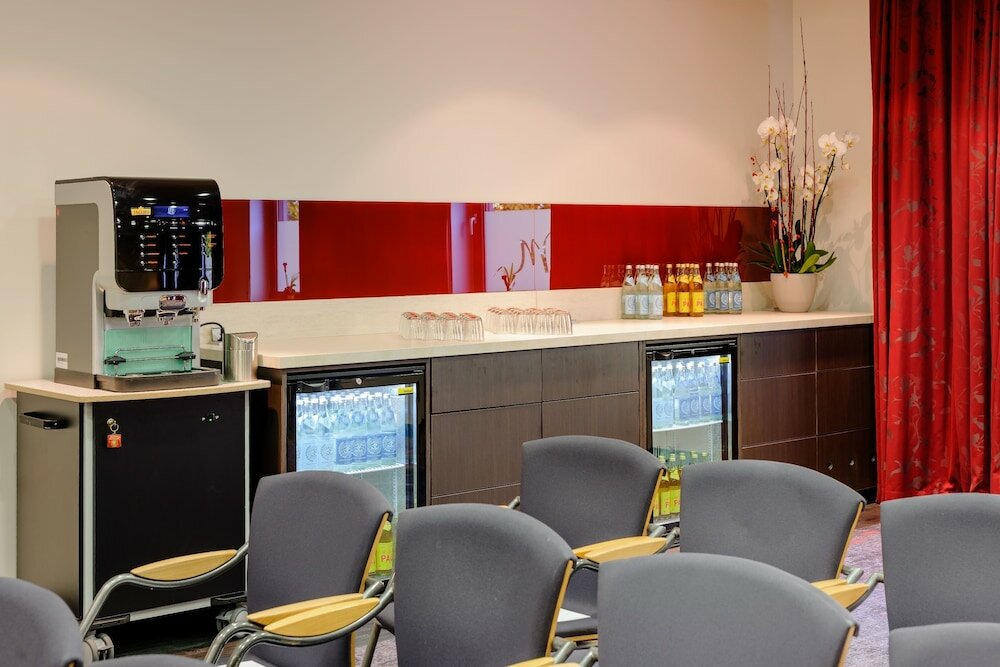 Фото Mercure Hotel München Süd Messe