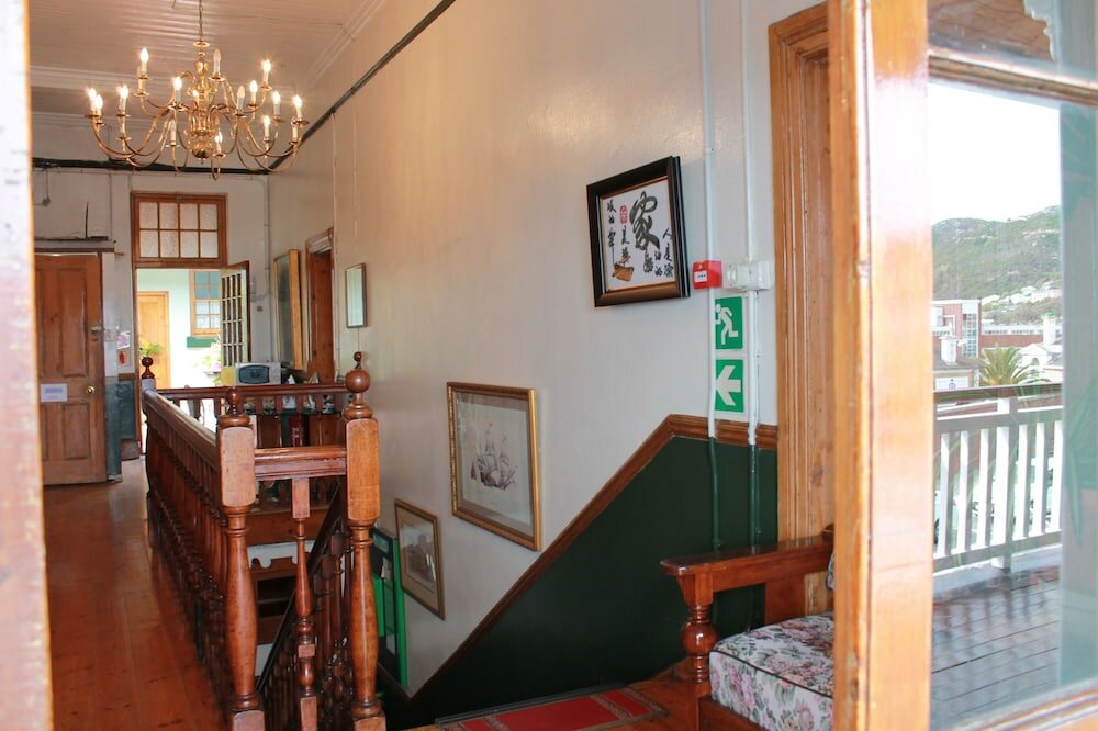 Фото Central Hotel Guest House