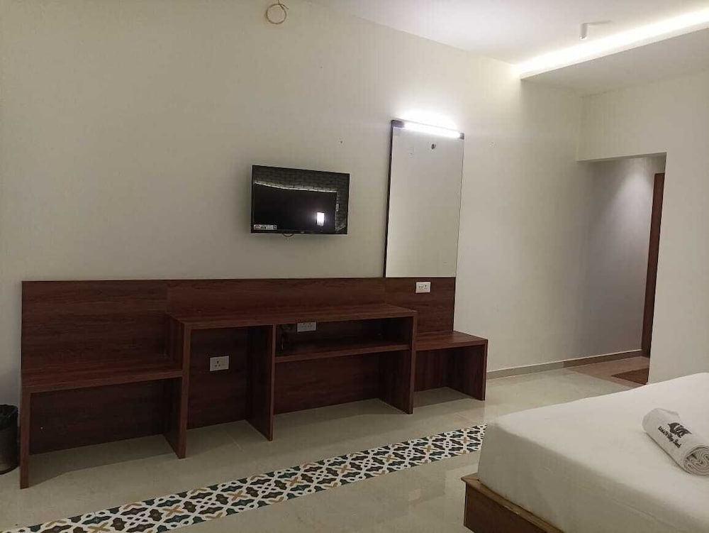 Фото Bandipur Heritage Village Resort