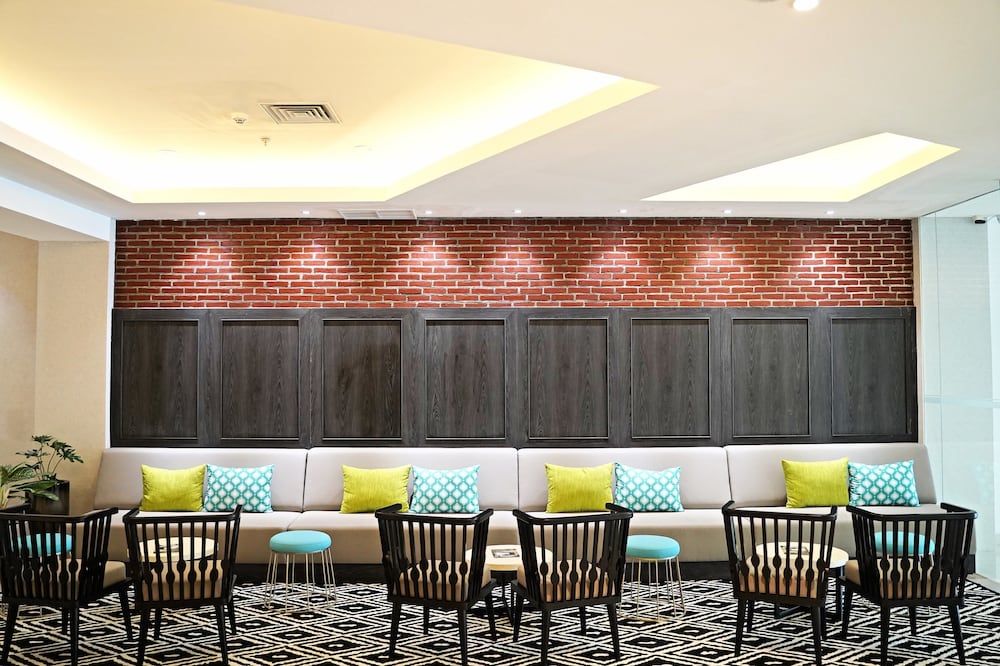 Фото Palm Park Hotel Surabaya