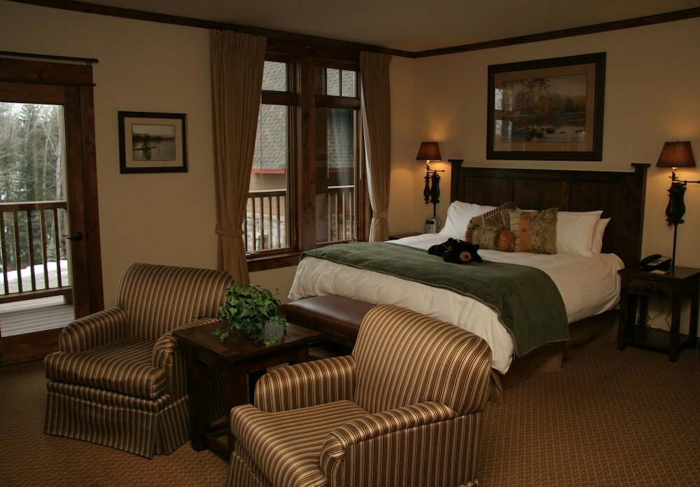 Фото Lodge at Whitefish Lake