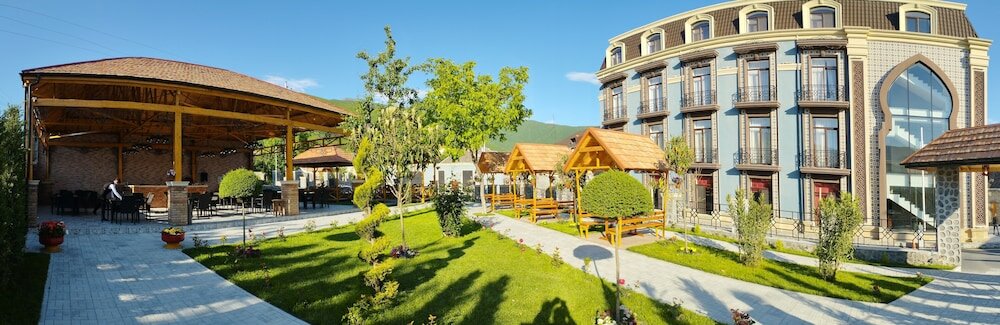 Фото отеля 2