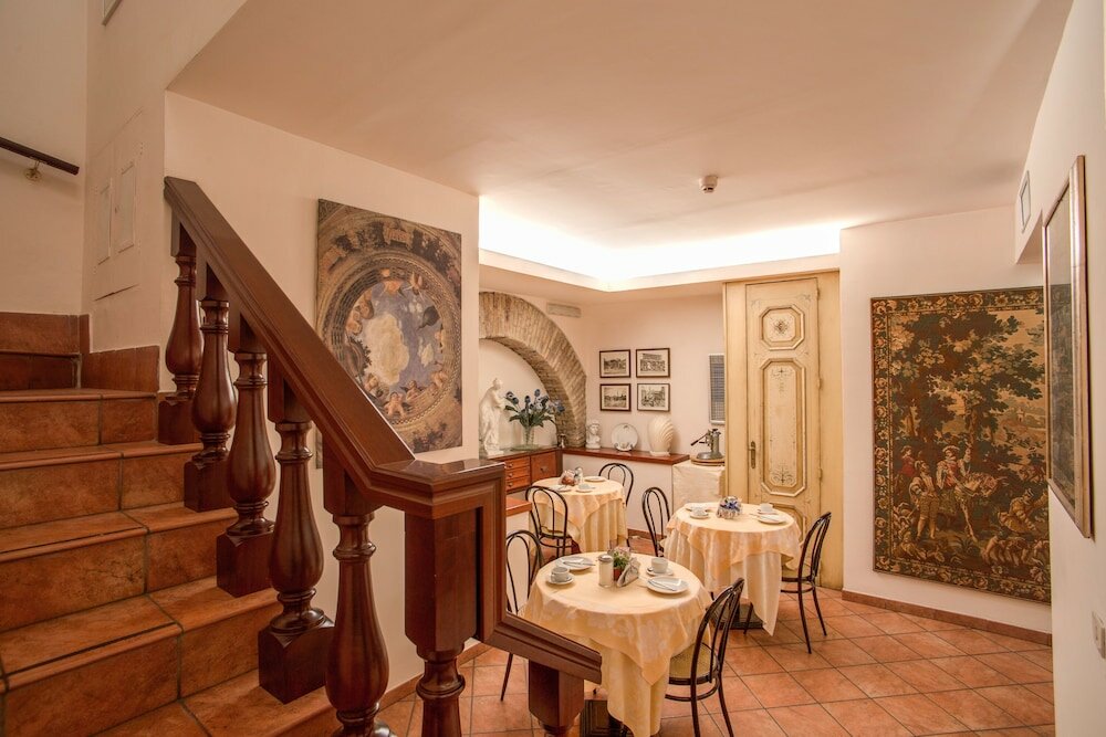 Фото Hotel Corona