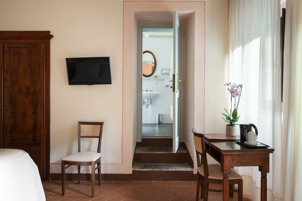 Фото Hotel L'Antico Pozzo