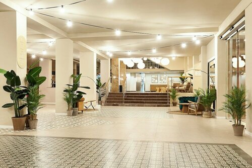 Внешний вид отеля Tent Torremolinos в Торремолиносе, фото 2