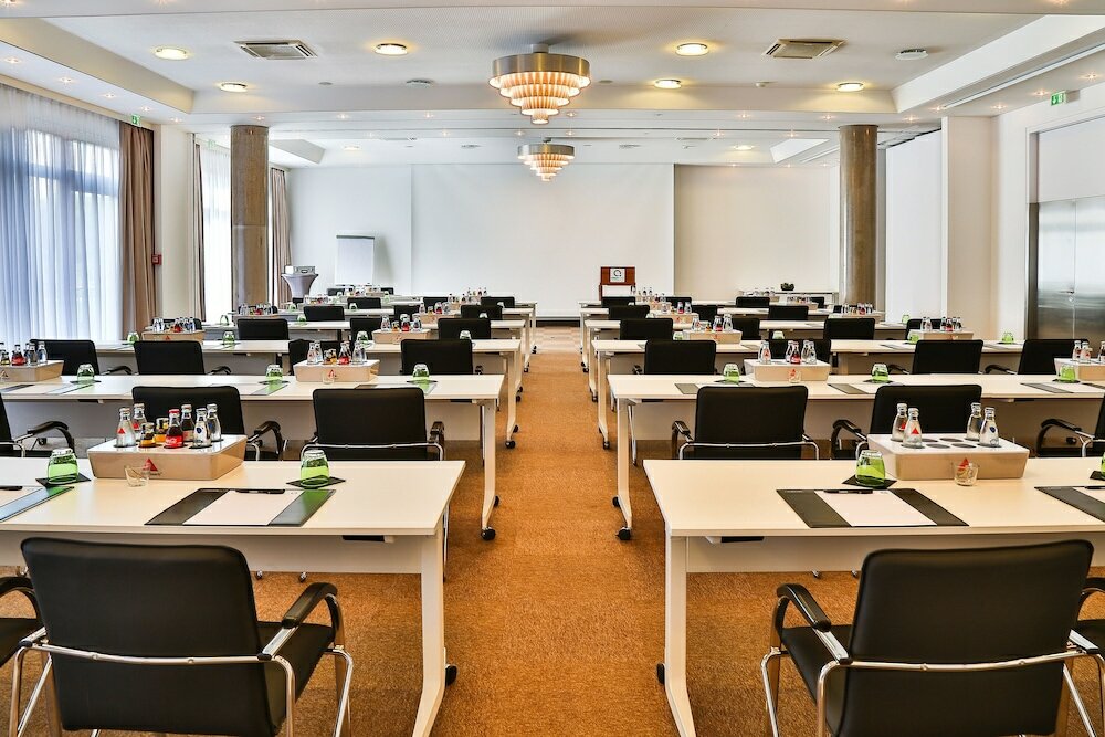 Фото Hotel Frankfurt Messe affiliated by Meliá