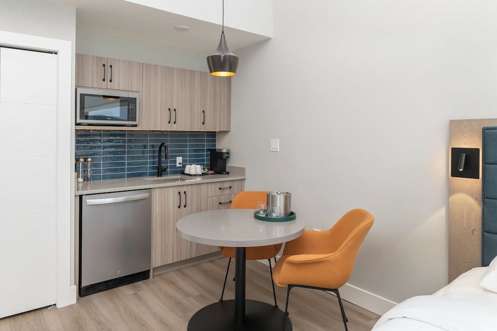 Фото Harrison Beach Hotel